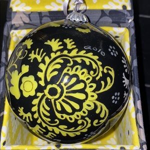 Vera Bradley baroque 2010 ornament
